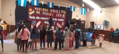 贊助當(dāng)?shù)亻_學(xué)季慶?；顒?dòng)